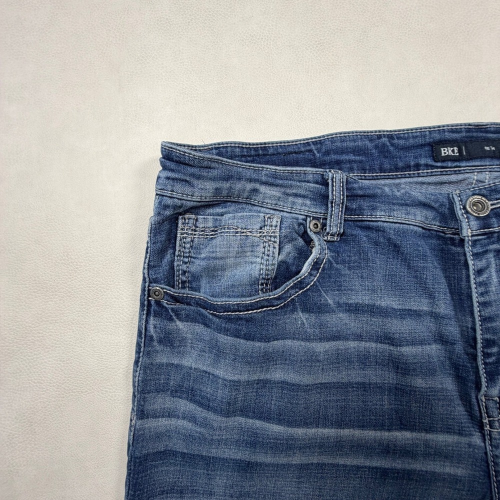 BKE Seth Mens Straight Leg Jeans 44x32 Medium Wash Blue Stretch Denim Whiskered - Picture 7 of 12